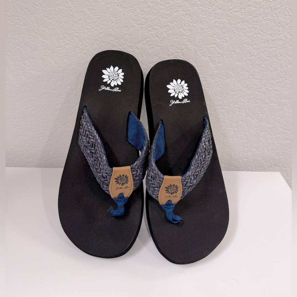 NWOB Yellowbox Sandals